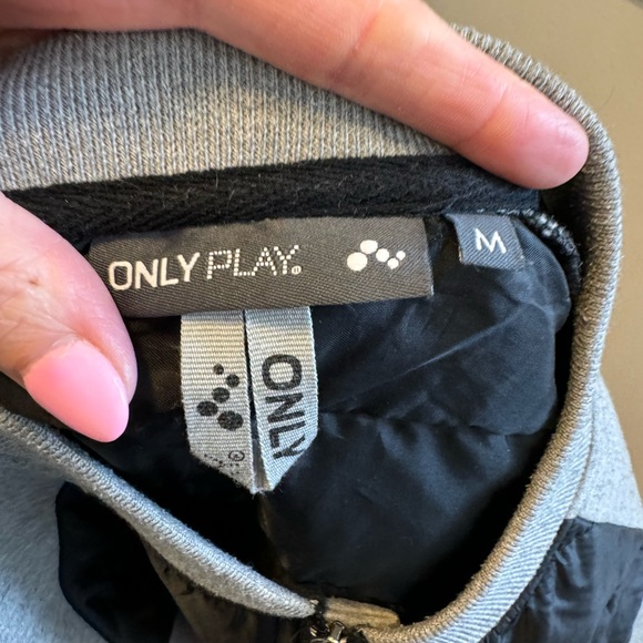 2 FOR $20 ONLY PLAY Gray Hooded Hoodie Jacket Sweatshirt Gray Black Size M - Picture 3 of 9